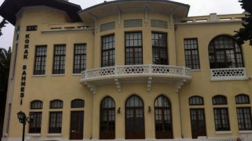 İzmir’in 98 Yıllık Tarihi Sahnesi: Konak Sahnesi’ne Nasıl Gidilir?