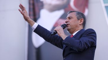 Özgür Özel’den ‘pazarlık’ iddialarına açıklama: İmamoğlu’nun özgürlüğünü dilenecek durumda değilim