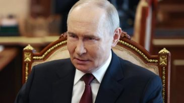 Putin’den Zafer Günü İçin Ateşkes: Zelenski Uzun Vadeli Barış Arzusu Taşıyor