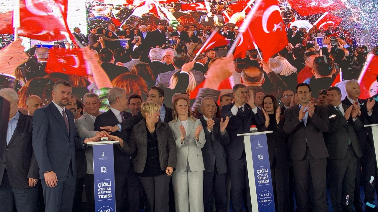 Tugay açılış töreninde.