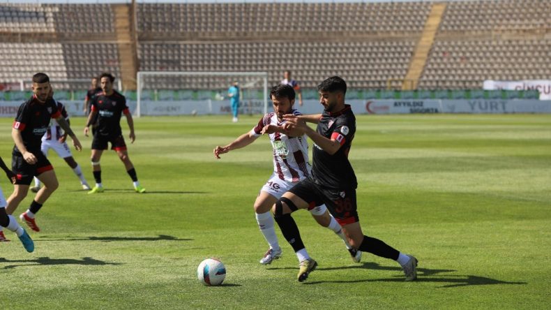Bandırmaspor Finale Yükseldi