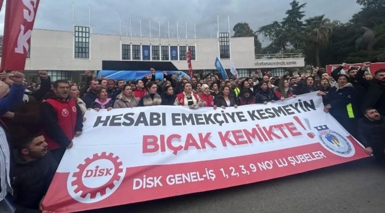 Başkan Tugay Gün Vermişti: İzmir’de Maaş Krizi Sona Erdi!