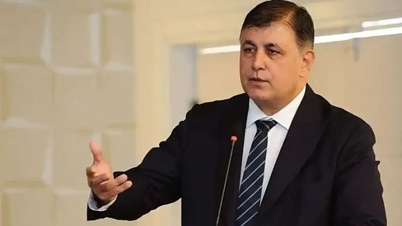 Başkan Tugay mecliste açıkladı: Bir gazeteyi direkt aradım ve eleştirdim!