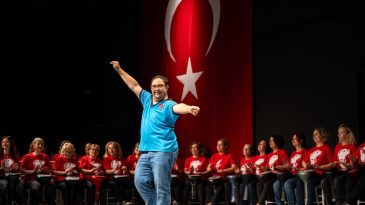 Bornova’da Sanat Şöleni: Gala Konserleri İzleyenleri Büyüledi