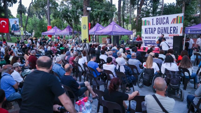 Buca Kitap Günleri’nin ‘Onur Konuğu’ Erbaş: Masamın üzerinde hiçbir şiiri yarım bırakmayacağım