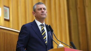 CHP Genel Başkanı Özgür Özel, Grup Toplantısında Önemli Açıklamalarda Bulundu