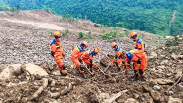 Çin’de toprak kayması faciası: 4 ölü, 17 kayıp