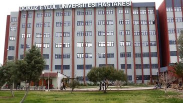 DEÜ’de Taciz Davasında Karar Alındı: Hem Ceza Aldı Hem de Kurumdan İhraç Edildi
