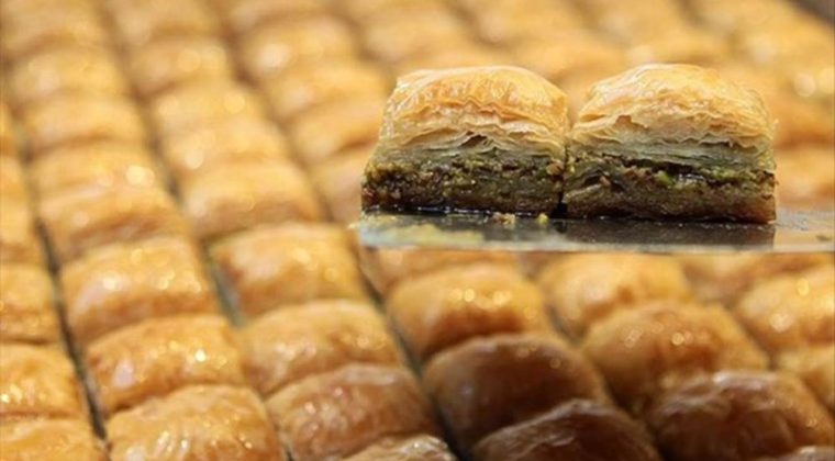Fıstığı Bir De Dolu Vurdu!