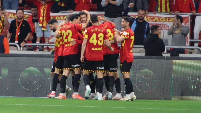 Göztepe Şampiyona Karşı Sahaya Çıkıyor