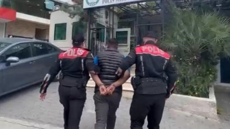 Hırsızlık Suçundan Aranan Şahıs Cezaevine Gönderildi