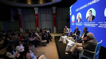 Hukuk Dünyası Foça’da Bir Araya Geldi: Yargı Mensupları ve Öğrenciler Buluştu