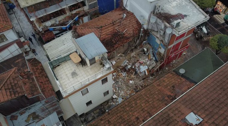 İstanbul’da Kaç Bina Hasar Gördü? Kurum Açıklama Yaptı