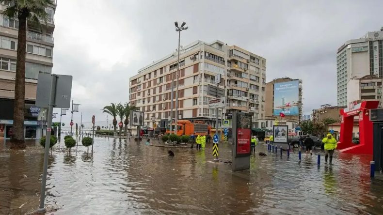 İzmir Afet Raporu: Son 15 Yılda 1058 Olay Gerçekleşti