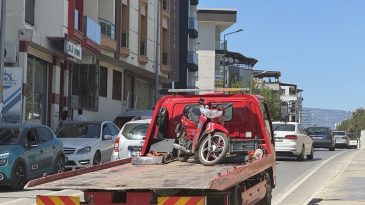 İzmir Buca’da Feci Kaza: Motosikletli Gence Kamyon Çarptı