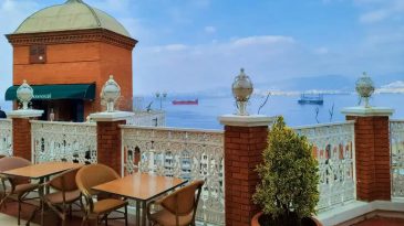 İzmir’in Gözbebeği: Tarihi Asansör Kafesi’nde Manzaraya Doyacaksınız