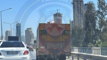 İzmir Mürselpaşa Bulvarı’nda Araç Arızası: Yol Kısmen Kapandı