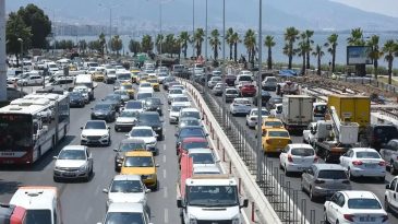 İzmir’de 11 Mayıs’ta trafiğe dikkat: Zübeyde Hanım Koşusu nedeniyle bu güzergahlar kapanacak