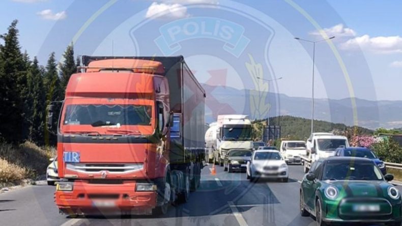 İzmir’de arızalı araç trafiği felç etti: 2.5 km trafik yoğunluğu oluştu