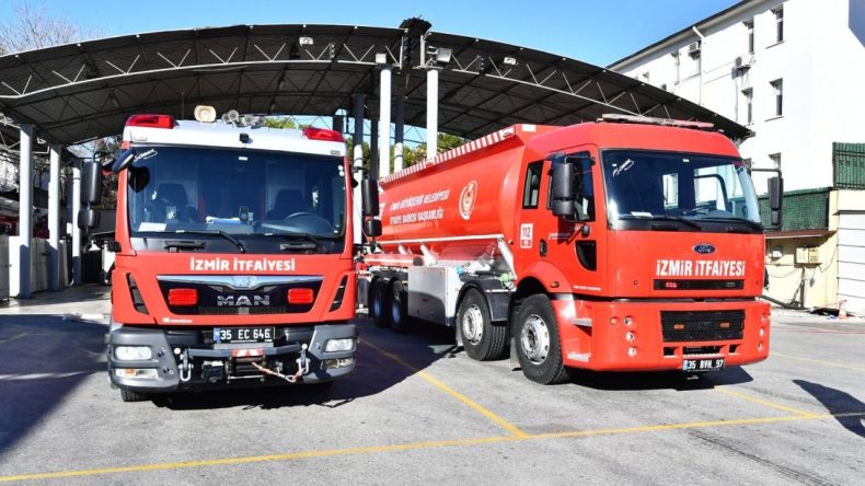 İzmir’de belediye otobüsündeki yangın korkuttu!