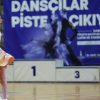 İzmir’de Dansçılar Kıyasıya Rekabet Ediyor
