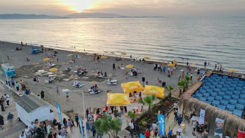 İzmir’de Deniz Keyfi Sonrası Lezzet Molası: 2025 Güzelbahçe Güzbel Cafe Menü ve Fiyatları