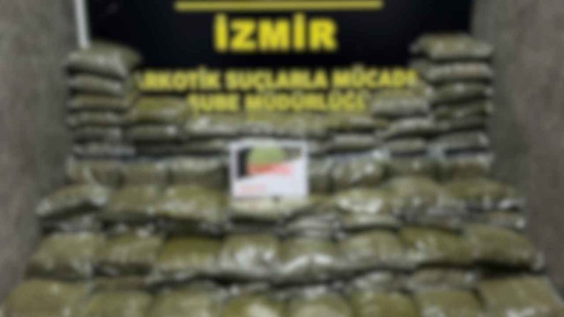İzmir’de Dev Uyuşturucu Operasyonu: Zehir Tacirlerine Geçit Yok