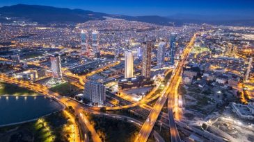 İzmir’de Dijital Dönüşüm: Akıllı Şehircilikte Bir İlk