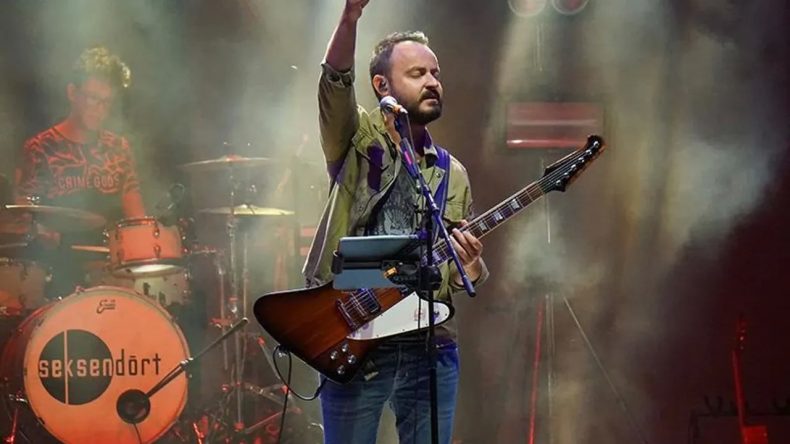 İzmir’de festival var: Grup Seksendört konseri ücretsiz!
