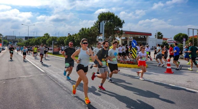 İzmir’de Maraton Coşkusu: 3. Salomon Çeşme Maratonu Tarihlerini Açıkladı