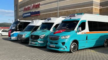 İzmir’de Minibüsçüler Kontak Kapatma Eylemi: Cezaları Protesto Etme Amacıyla Hareket Edildi