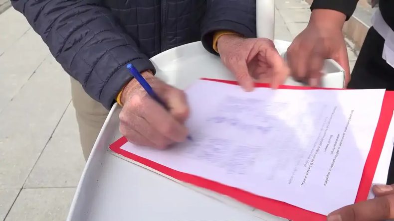 İzmir’de rekor: Ekrem İmamoğlu için toplanan imza sayısı belli oldu
