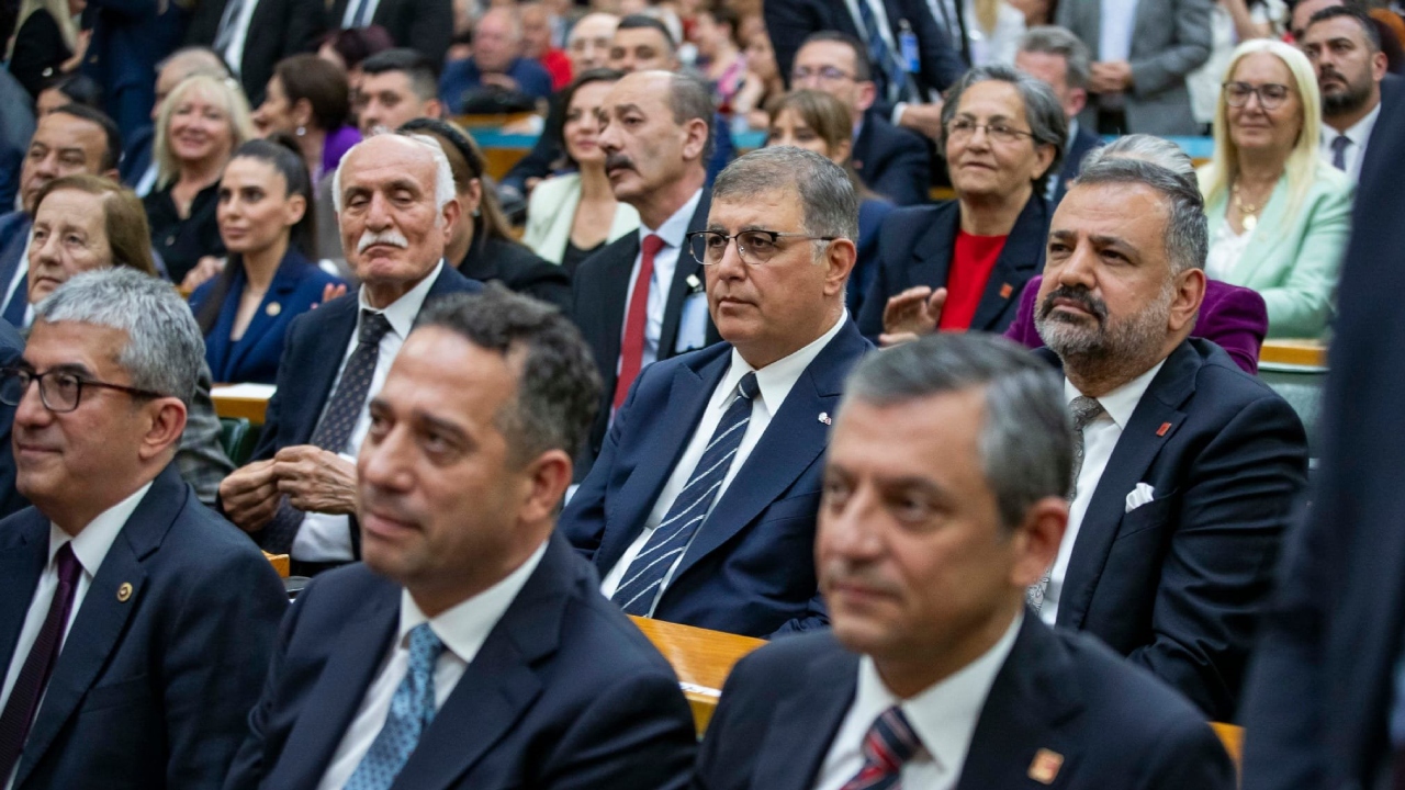 Özgür Özel ile İzmir heyeti görüşmesi