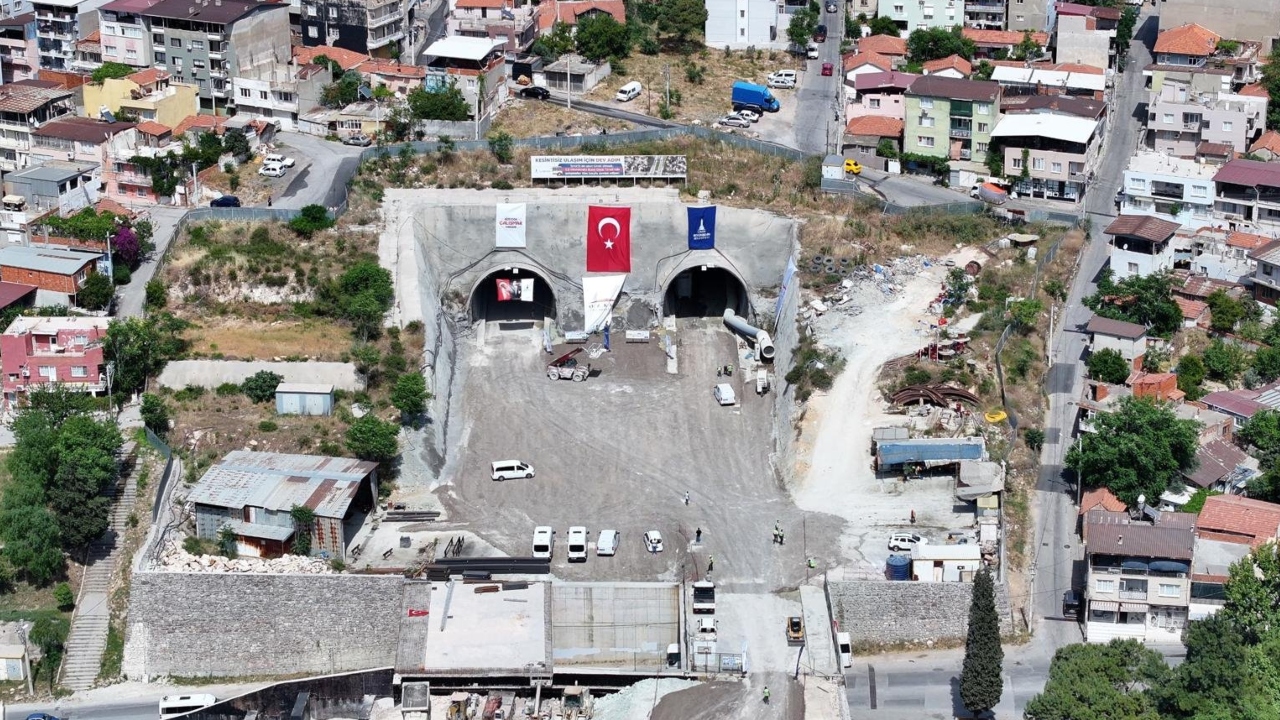 Tünel inşaatı görüntüsü