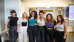 İzmirli Gençler Sanat ve Demokrasiyi Tartıştı
