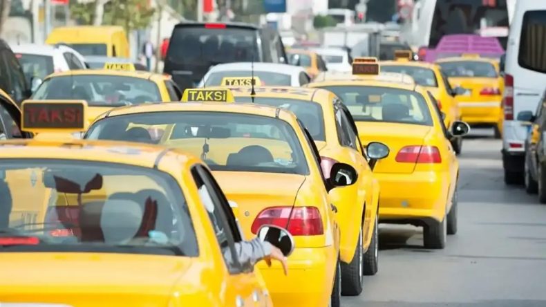 İzmirli Taksicilerin Büyük Sorunu: Korsan Taksi
