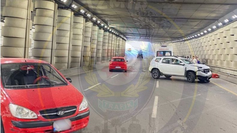 İzmirliler Dikkat: Karantina Alt Geçidinde Kaza