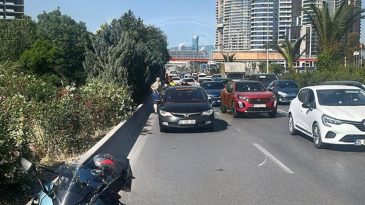 İzmirliler Dikkat: Mürselpaşa Bulvarı’nda Trafik Durma Noktasında