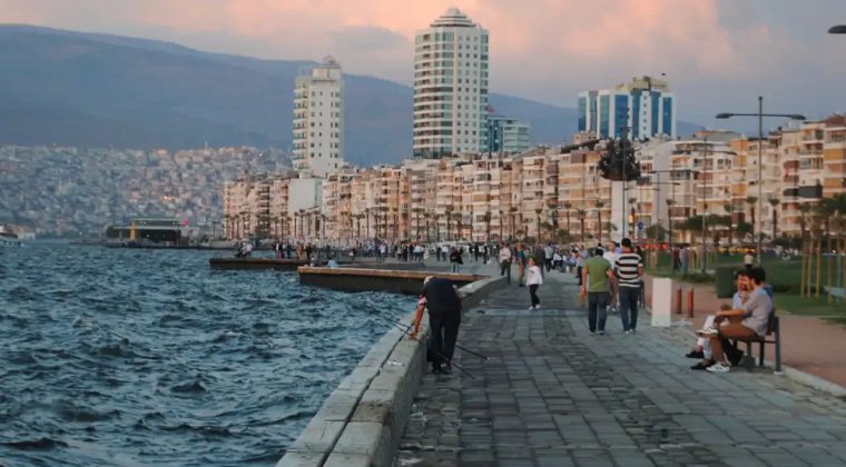 İzmirlilere Göre Kentin En Büyük Sorunu: İlk Madde Dikkat Çekti
