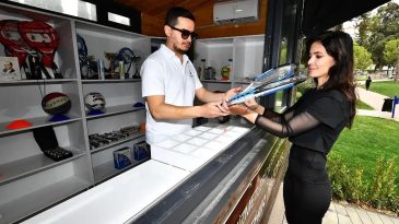 İzmirlilere Ücretsiz Spor İmkanı: Bornova’da Yeni Spor İstasyonu Açıldı