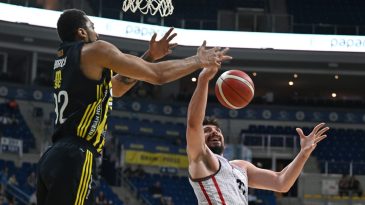 Karşıyaka, Fenerbahçe Engeline Takıldı: 67-78