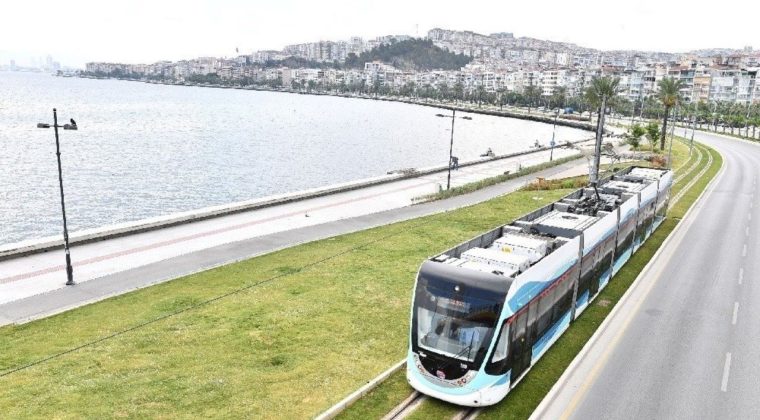 Karşıyaka Tramvayı’nda sefer gecikmesi: Arıza nedeniyle aksamalar yaşanıyor