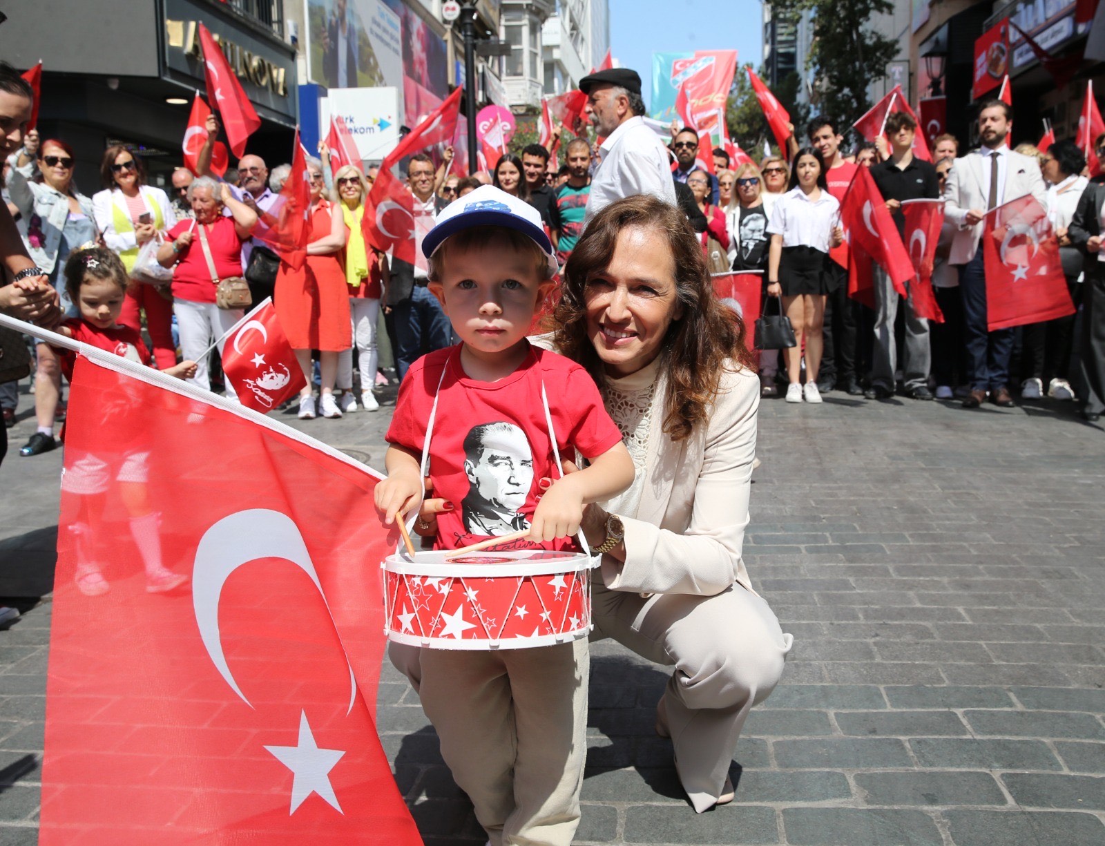 19 Mayıs Korteji