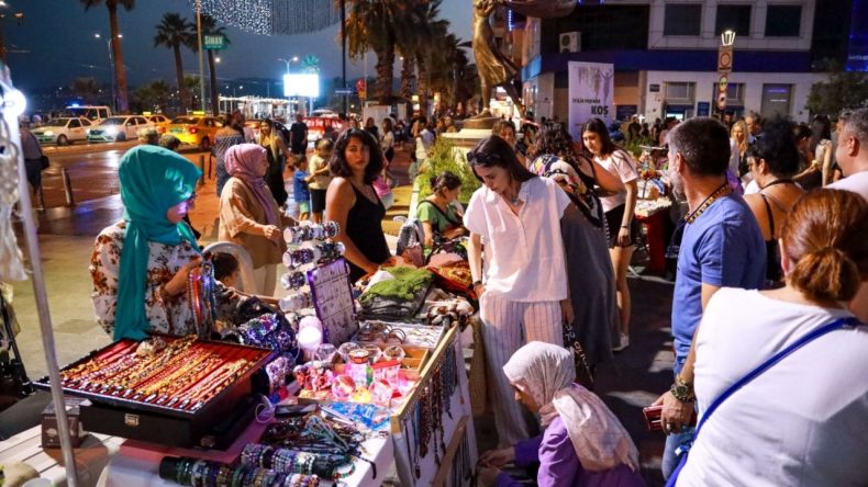 Karşıyaka’da El Emeği Gece Pazarı Yeniden Açılıyor: 11 Haziran’da Başlayacak