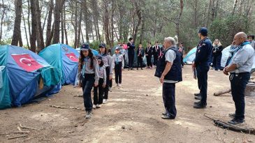 Karşıyaka’da Gençler Doğayla Buluşuyor: Ücretsiz Eğitim Programları Başlıyor!