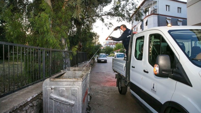 Karşıyaka’da İlaçlama Seferberliği: Koku ve Haşere Sorunları Çözüme Kavuşuyor