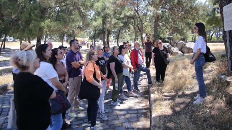 Konak Tarih Gezileri 15 Mayıs’ta Başlıyor: Yeni Rota Kemeraltı