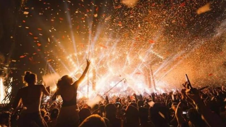 Milyonfest İzmir 2025 İçin Geri Sayım Başladı: Rock Müziğin Kalbi Bu Kez Konak’ta Atacak