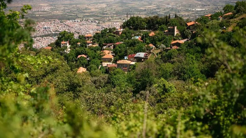 Ne Seferihisar ne Urla: İzmir’de emekli olan buraya taşınıyor, sakinliği ve yemyeşil doğası ile tercih ediliyor