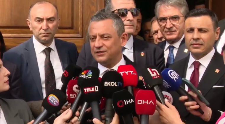 Özel’den Erdoğan’a Sert Yanıt: Sokaktaki Serseriden Ders Almam